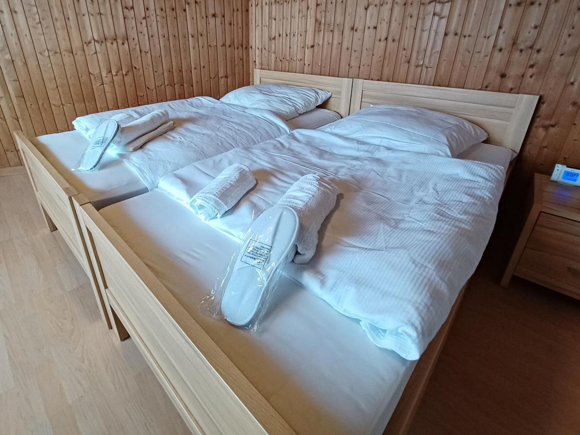 Ruhige Freistehender Bungalow Mit Parkplatz เบ็กคุม ห้อง รูปภาพ